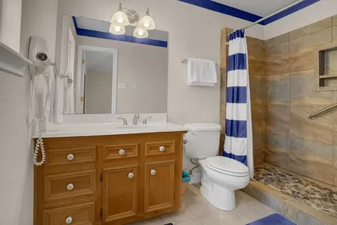 514 Pompano Street Bayou Vista TX 77563