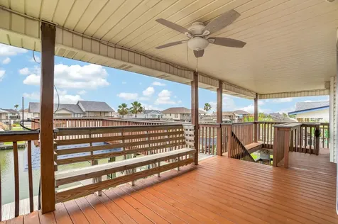 514 Pompano Street Bayou Vista TX 77563