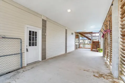 514 Pompano Street Bayou Vista TX 77563