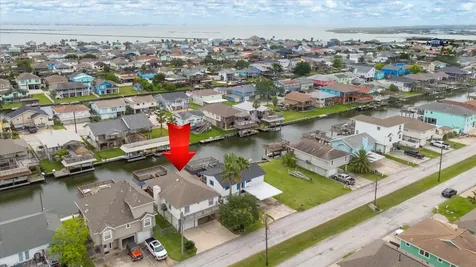 514 Pompano Street Bayou Vista TX 77563