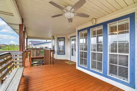 514 Pompano Street Bayou Vista TX 77563