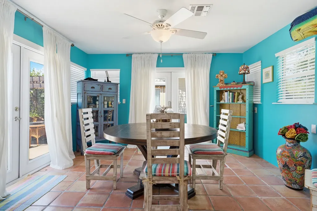 1029 Lady Claire Street Rockport TX 78382