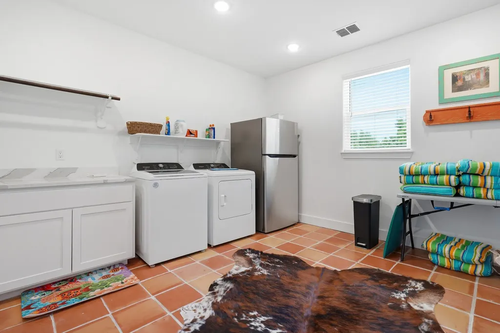 1029 Lady Claire Street Rockport TX 78382