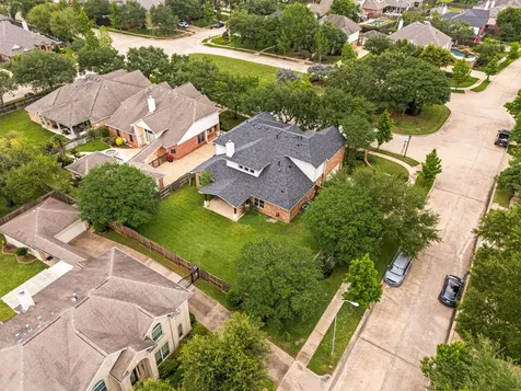 7203 Fiesta Flower Katy TX 77494
