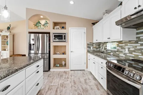 943 Palm Ridge Drive Crystal Beach TX 77650