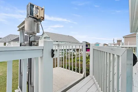 943 Palm Ridge Drive Crystal Beach TX 77650