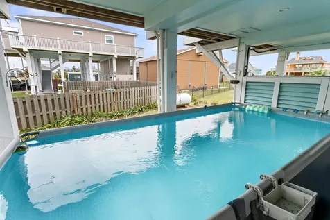 943 Palm Ridge Drive Crystal Beach TX 77650