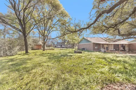 10408 Glennswood Drive Navasota TX 77868