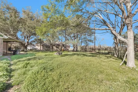 10408 Glennswood Drive Navasota TX 77868