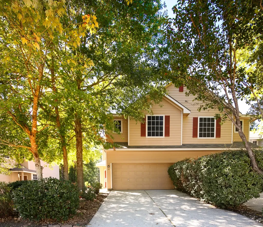 27 Summerhaze Circle The Woodlands TX 77382