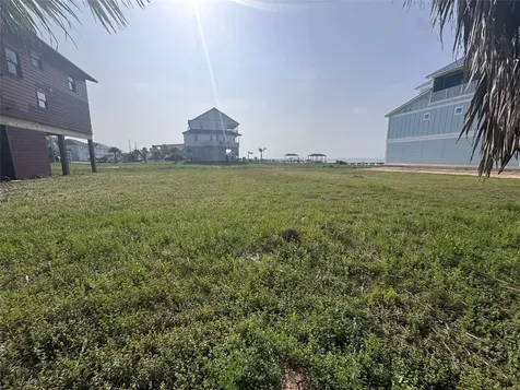 512 91st Street Galveston TX 77554