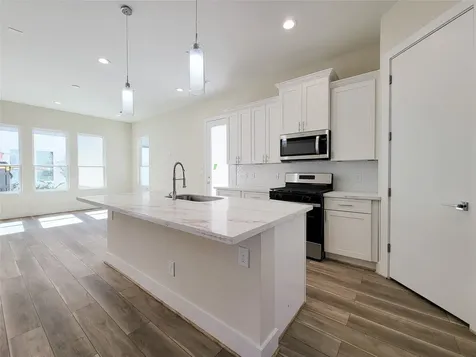 5931 Beall Street C Houston TX 77091