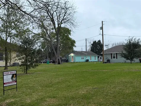 3117 Iowa Street Baytown TX 77520