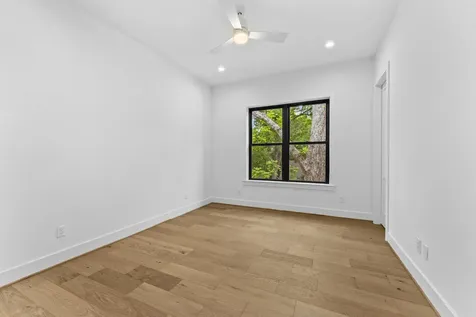 2628 Sunset Boulevard West University Place TX 77005