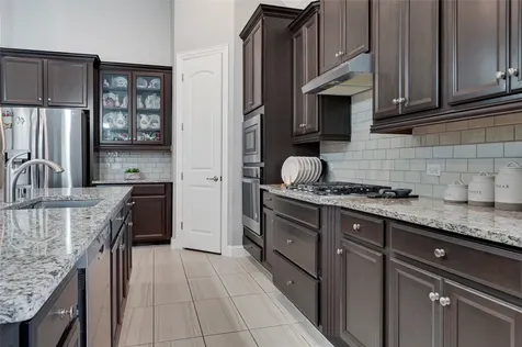 4612 Fisher Drive Pearland TX 77584