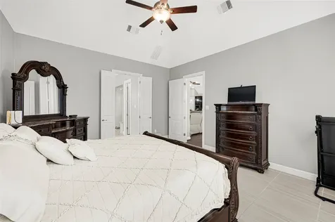 4612 Fisher Drive Pearland TX 77584