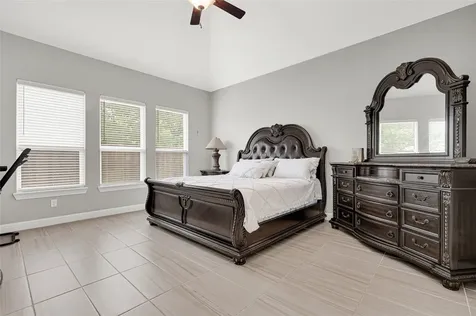 4612 Fisher Drive Pearland TX 77584