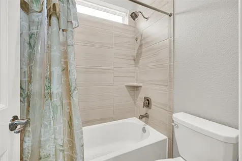 4612 Fisher Drive Pearland TX 77584