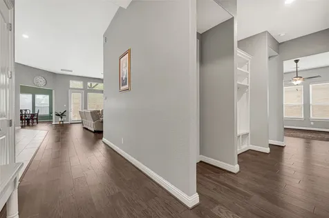 4612 Fisher Drive Pearland TX 77584