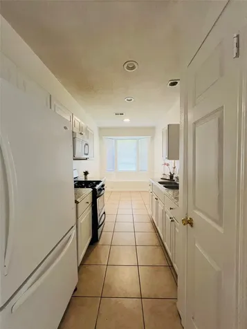 7823 Trail Blazer Drive Houston TX 77040