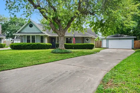 533 White Wing Court Dickinson TX 77539