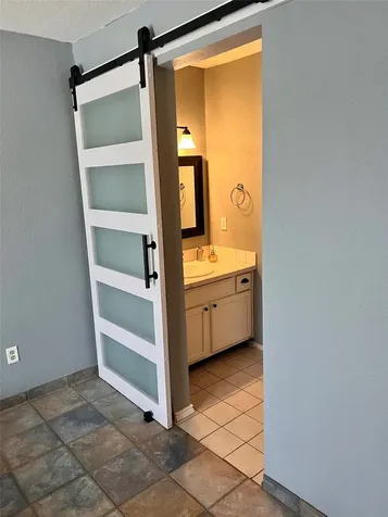18515 Egret Bay Boulevard 808 Webster TX 77058