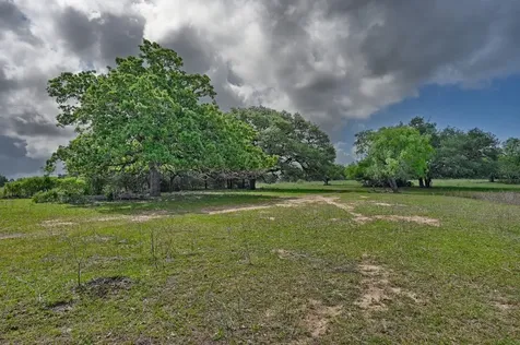 0000 Mcelroy Lane New Ulm TX 78950