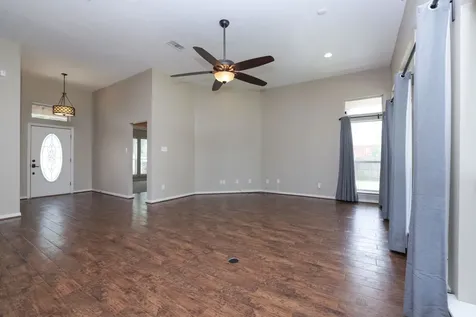 105 Lawrence Marshall Drive Hempstead TX 77445-2010