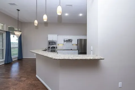 105 Lawrence Marshall Drive Hempstead TX 77445-2010