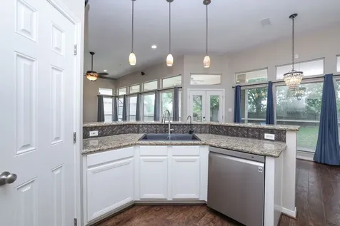 105 Lawrence Marshall Drive Hempstead TX 77445-2010