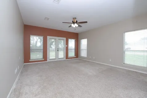 105 Lawrence Marshall Drive Hempstead TX 77445-2010