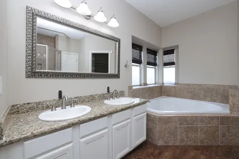 105 Lawrence Marshall Drive Hempstead TX 77445-2010