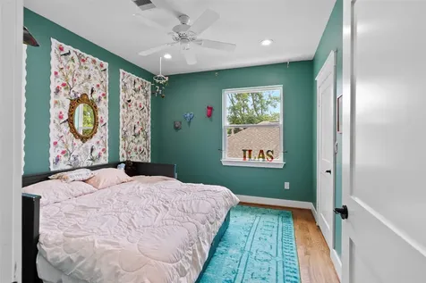 4503 Mckinney Street Houston TX 77023