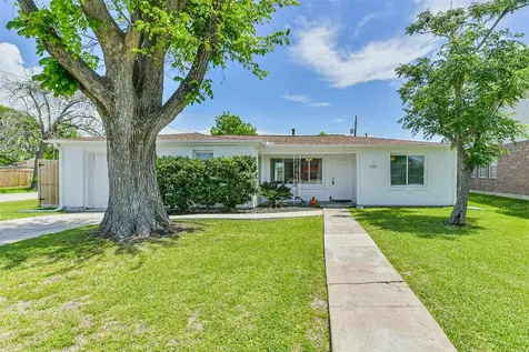 332 N 7th Street La Porte TX 77571