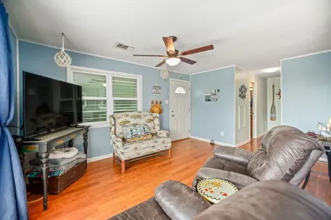 448 Stovall Drive Palacios TX 77465