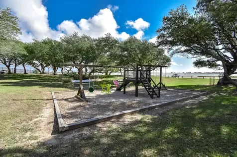 448 Stovall Drive Palacios TX 77465