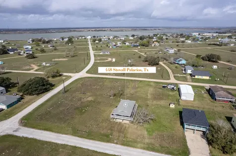 448 Stovall Drive Palacios TX 77465
