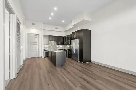 2724 Kipling Street 623 Houston TX 77098