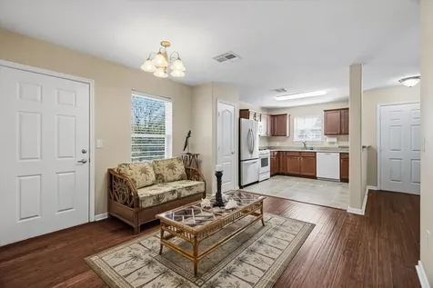 1618 Bayou Shore Drive Galveston TX 77551