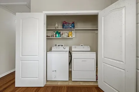 1618 Bayou Shore Drive Galveston TX 77551
