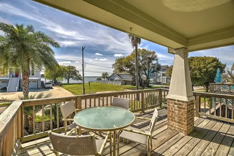 1618 Bayou Shore Drive Galveston TX 77551