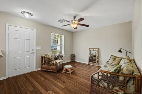1618 Bayou Shore Drive Galveston TX 77551