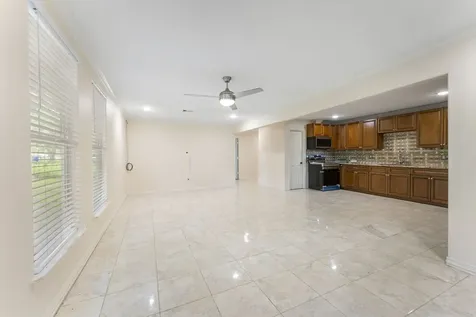 16452 Edgefield Lane Conroe TX 77302