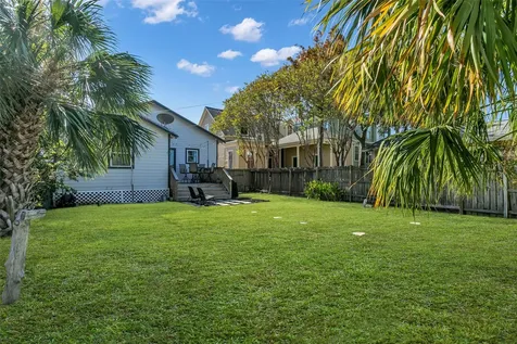 1520 Avenue K Galveston TX 77550