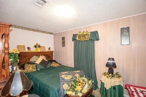 534 N Vionett Lane Texas City TX 77591