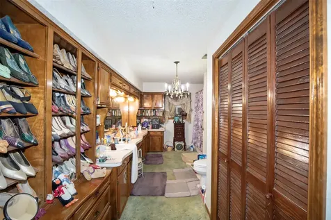 534 N Vionett Lane Texas City TX 77591