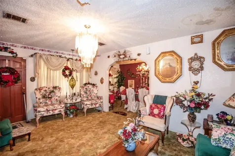 534 N Vionett Lane Texas City TX 77591