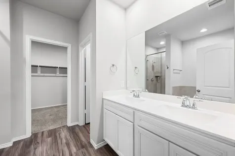 16868 Pink Wintergreen Drive Conroe TX 77385