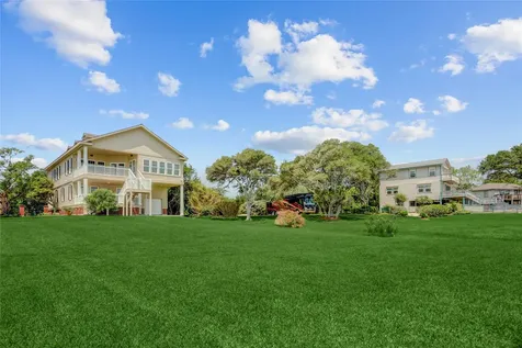 3608 Elmen Street Seabrook TX 77586