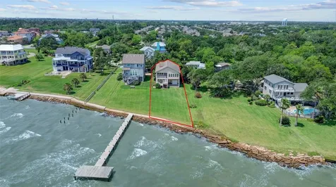3608 Elmen Street Seabrook TX 77586